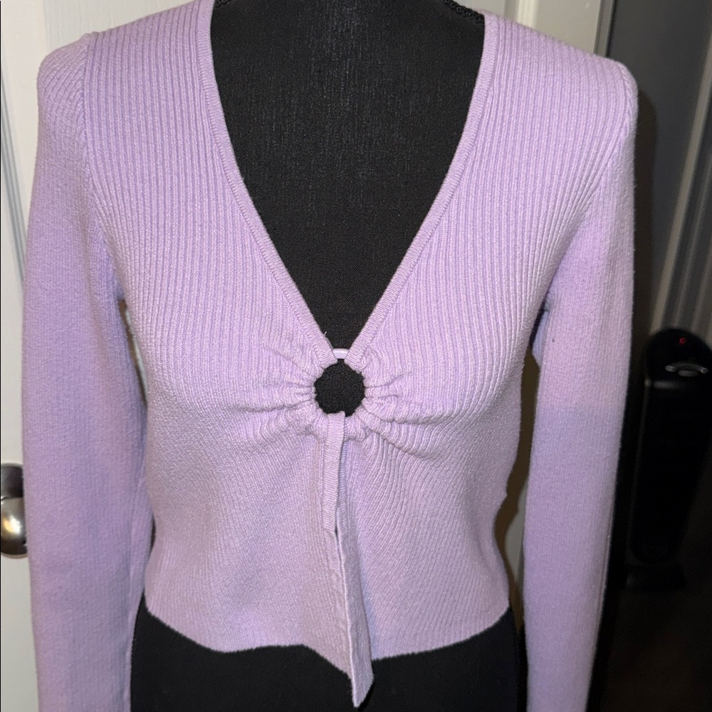 π€AEROPOSTALE LILAC V-NECK CARDIGAN SIZE Mπ€ - Picture 2 of 8